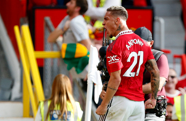 Antony và Rashford tỏa sáng, Man Utd nhấn chìm Arsenal - 3