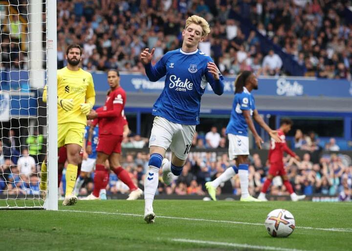 Liverpool gây thất vọng trước Everton - 2