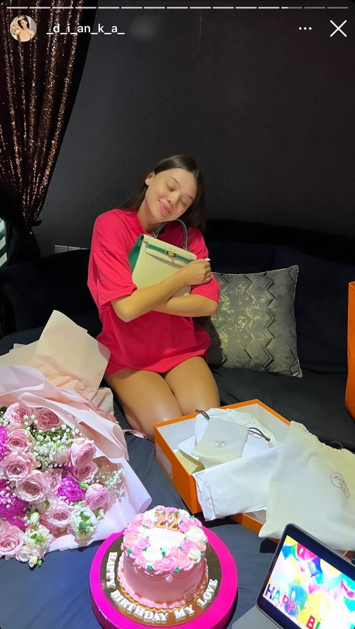 Bùi Tiến Dũng xứng đáng là 'chồng quốc dân', tặng túi nửa tỷ đồng cho vợ - 3