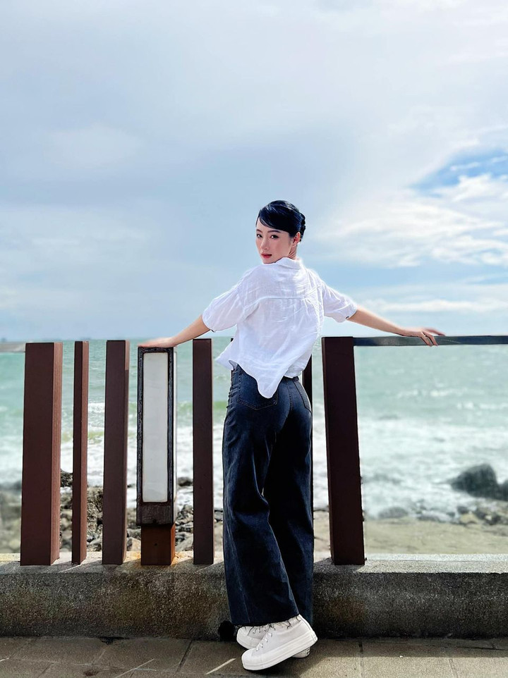 Sao Việt 6/9: Hoà Minzy vui vẻ bên bạn trai cũ, khẳng định 'mãi là gia đình' - 6