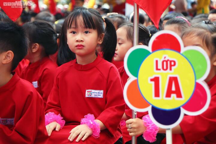 Học sinh mặc áo the, hát Xoan trong lễ khai giảng - 2