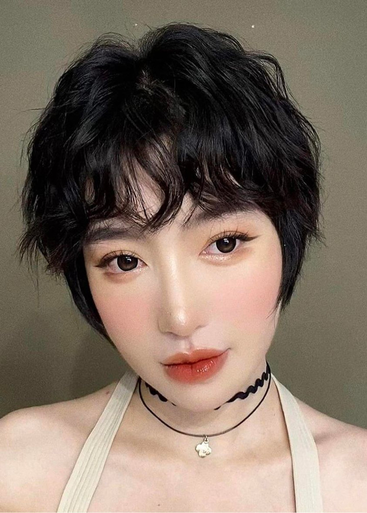 Sao Việt 7/9: Lệ Quyên sắm thêm nhẫn kim cương siêu to - 9