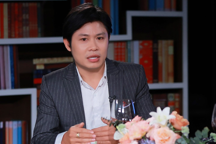 Nhạc sĩ Nguyễn Văn Chung bị nói 'vô tâm, bám váy mẹ', vợ cũ lên tiếng minh oan - 3