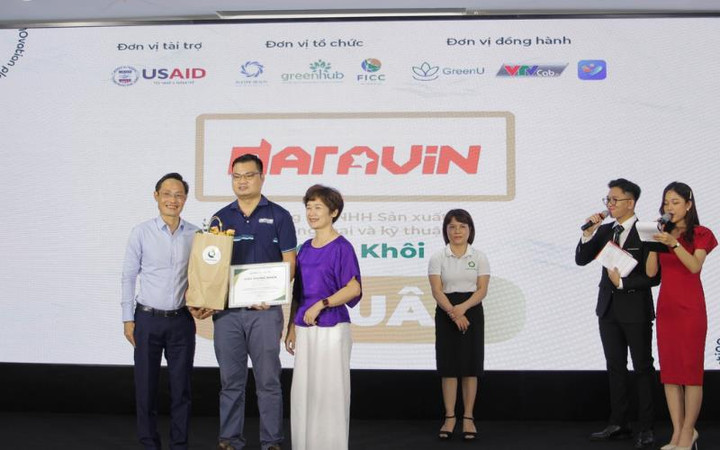 Nỗ lực 'phủ xanh' kho hàng, DARAVIN nhận giải thưởng 5.000 USD - 1