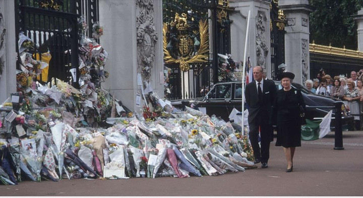 Sự nghiệp của Nữ hoàng Elizabeth II và những con số kỷ lục - 10