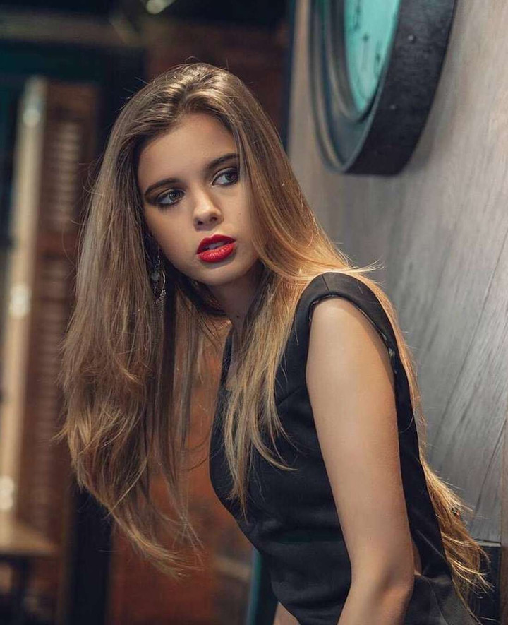 Ngắm Tiktoker nóng bỏng dính tin đồn hẹn hò với sao Real Madrid - 8