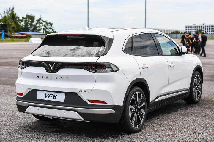 Cận cảnh VinFast VF 8 phiên bản thương mại - 3