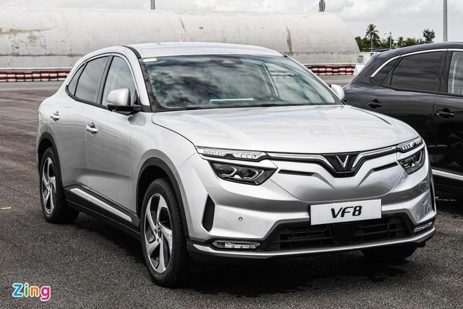 Cận cảnh VinFast VF 8 phiên bản thương mại - 1