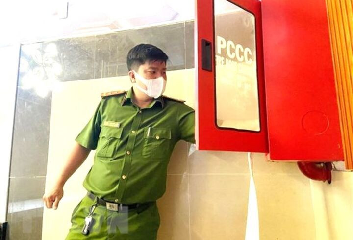 70 cơ sở karaoke, massage ở Bình Dương bị xử phạt, tạm đình chỉ - 1