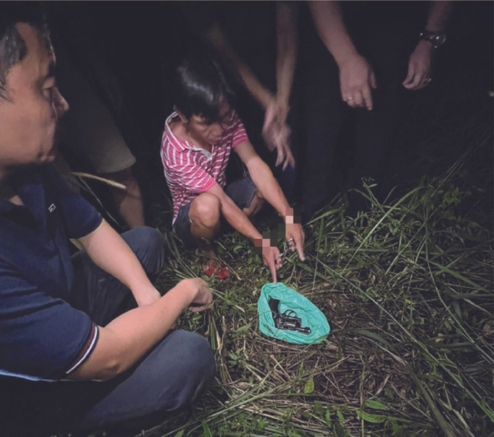 Đã bắt được nghi phạm dùng súng cướp ngân hàng ở Đồng Nai - 2