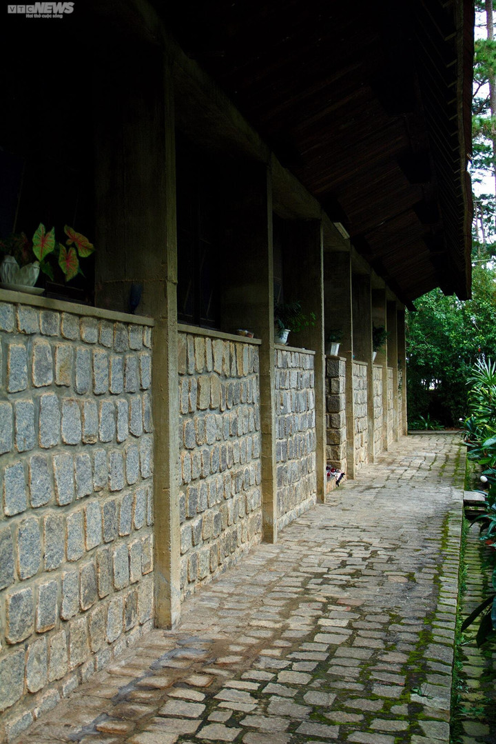 Ảnh: Khám phá nhà thờ gỗ mang kiến trúc nhà rông ở Đà Lạt - 8