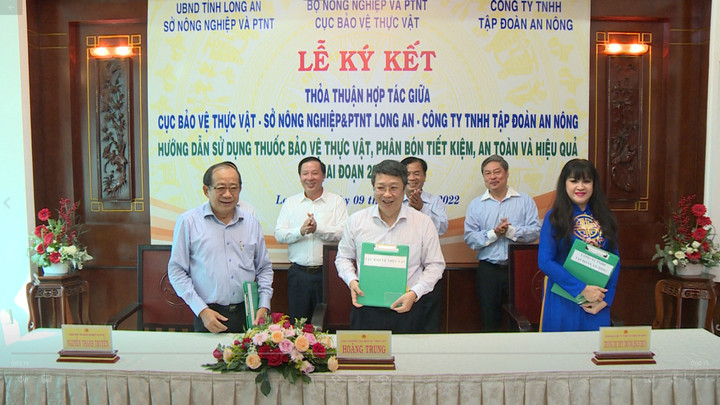 Ký kết thỏa thuận hợp tác chương trình sử dụng thuốc bảo vệ thực vật - 1