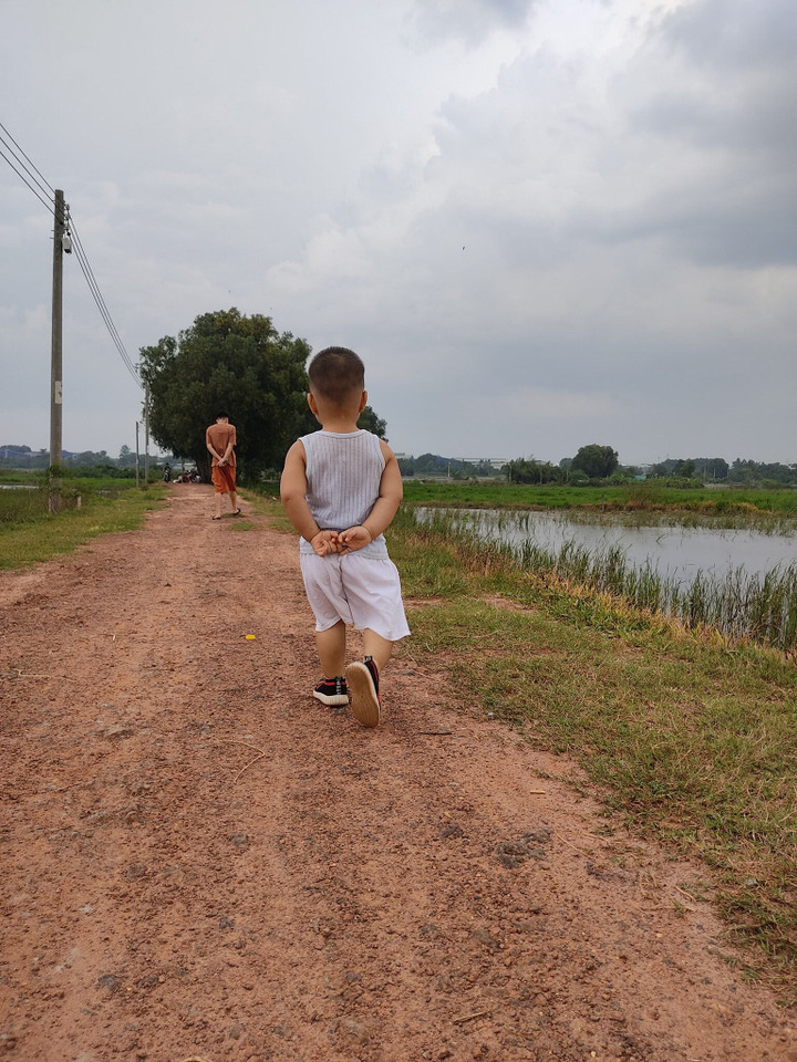 Những cặp bố con 'hổ phụ sinh hổ tử' giống nhau không lệch phát nào - 3