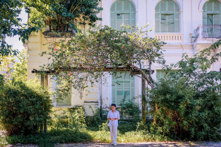 Lạc bước vào tòa dinh thự bỏ hoang 137 tuổi bề thế nhất vùng thời xưa - 6