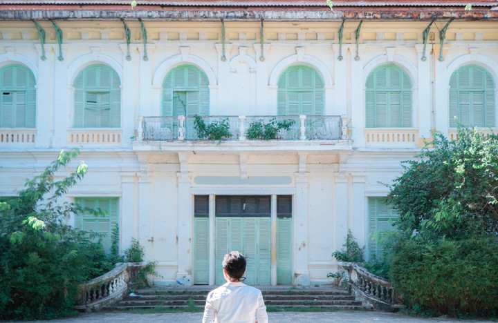 Lạc bước vào tòa dinh thự bỏ hoang 137 tuổi bề thế nhất vùng thời xưa - 7