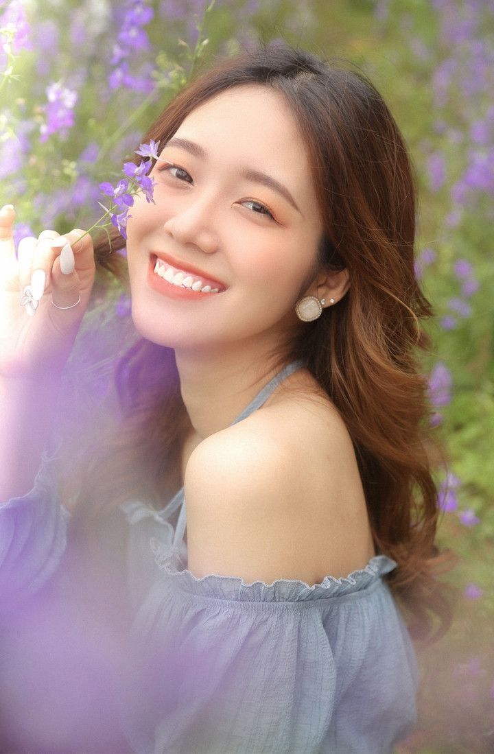 Nữ TikToker hút triệu view nhờ clip chia sẻ về văn học - 2