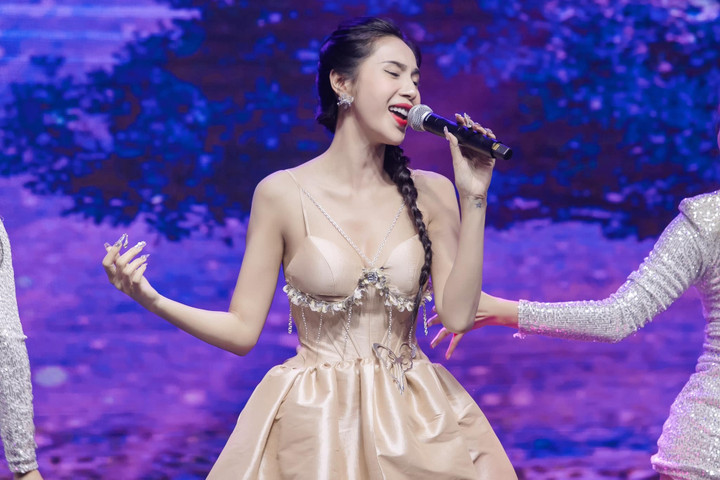 Sao Việt 14/8: Lưu Hương Giang tươi tắn trở lại sau ồn ào của chồng - 5