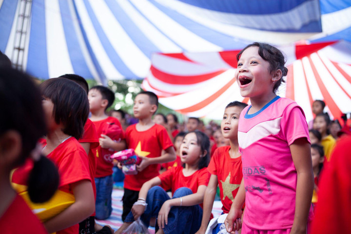 Những bức ảnh đáng yêu của trẻ em Núa Ngam, Điện Biên vui Tết Trung thu - 4
