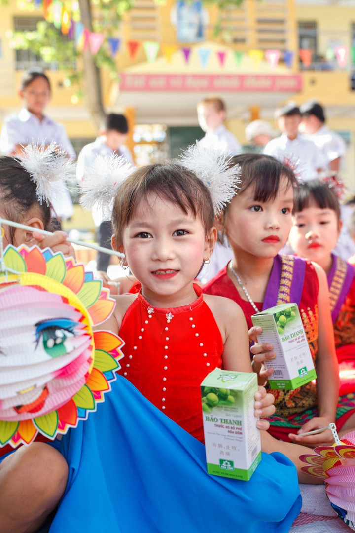 Những bức ảnh đáng yêu của trẻ em Núa Ngam, Điện Biên vui Tết Trung thu - 10