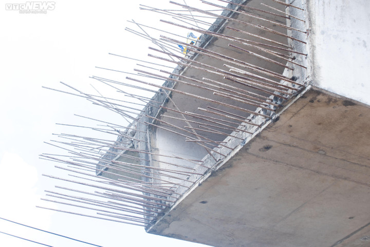 TP.HCM: Cầu gần 900 tỷ đồng 'nằm phơi nắng phơi sương' nhiều năm chưa xong - 4