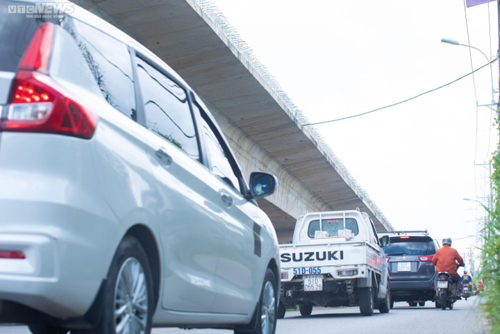 TP.HCM: Cầu gần 900 tỷ đồng 'nằm phơi nắng phơi sương' nhiều năm chưa xong - 7