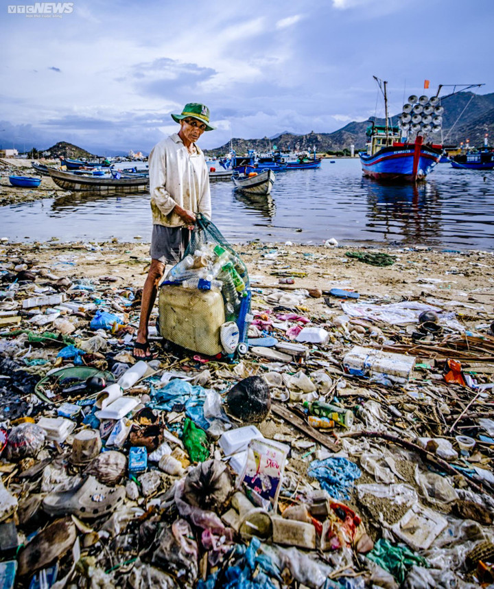 Gia hạn nhận ảnh dự thi 'Ô nhiễm trắng và những tác động đến hệ sinh thái biển' - 1