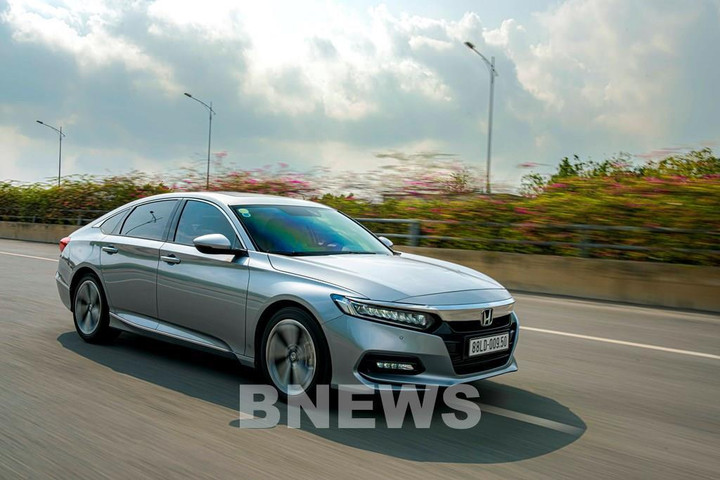 Loạt ô tô bán chậm nhất Việt Nam có đến 11 mẫu xe mang thương hiệu Nhật Bản - 7