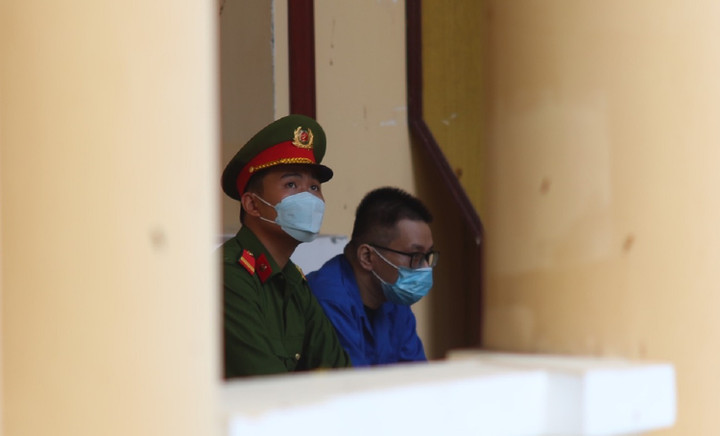 Hacker Nhâm Hoàng Khang hầu tòa - 1