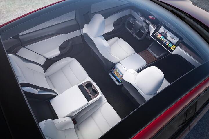 Cận cảnh Tesla Model S Plaid tại Việt Nam - 8