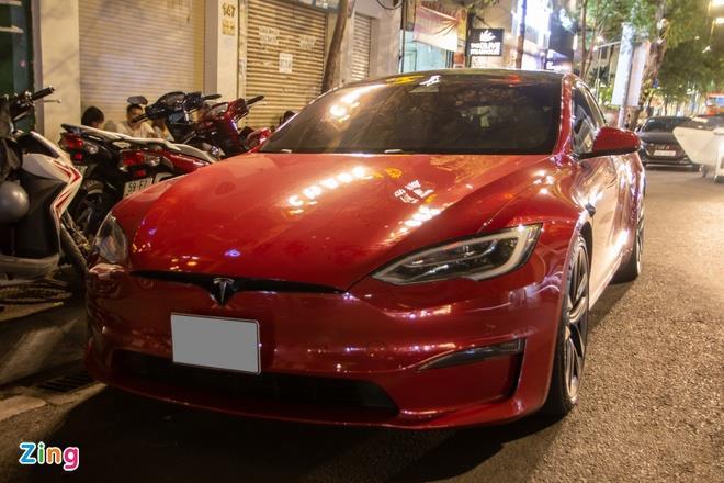 Cận cảnh Tesla Model S Plaid tại Việt Nam - 1