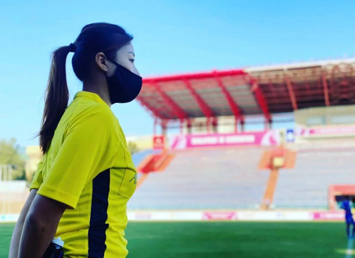 Nhan sắc trọng tài nữ điều khiển trận đấu có U20 Việt Nam - 6