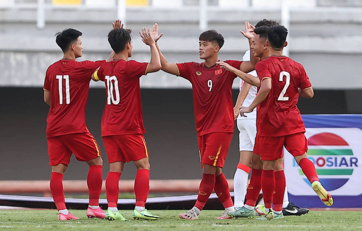 Sao trẻ V-League tỏa sáng, U20 Việt Nam thắng đậm U20 Hong Kong - 1