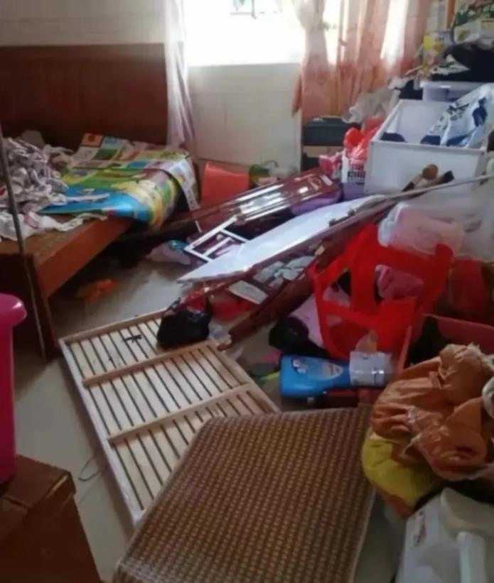 Cận cảnh hậu quả hết hồn từ những trận cãi nhau tóe lửa của các cặp đôi - 5