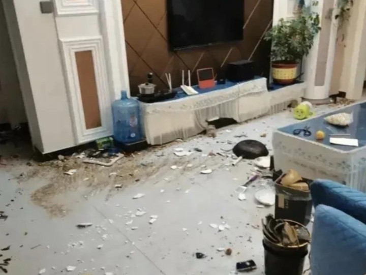 Cận cảnh hậu quả hết hồn từ những trận cãi nhau tóe lửa của các cặp đôi - 2