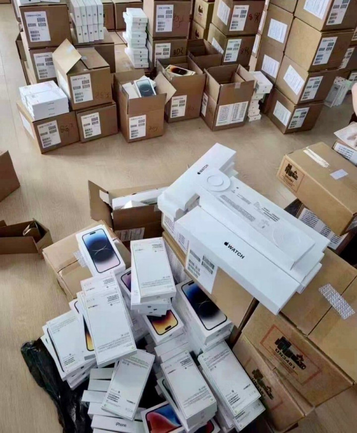 Apple Store Singapore chỉ cho đặt mua trước iPhone 14, hàng xách tay khan hiếm? - 2