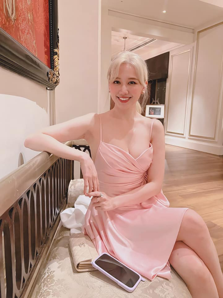 Những mỹ nhân Việt gợi cảm vượt bậc sau khi lấy chồng - 6