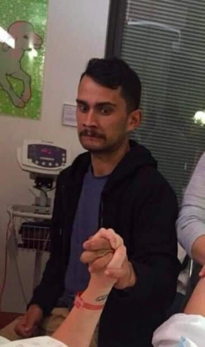 1001 biểu hiện khó đỡ của các ông chồng khi đưa vợ đi đẻ - 3