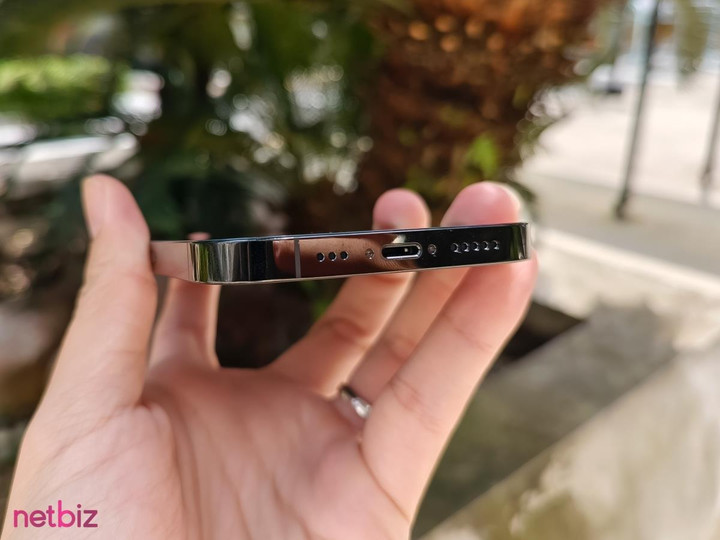 'Đập hộp' iPhone 14 Pro tại Singapore: Liệu có xứng đáng để đợi chờ? - 6