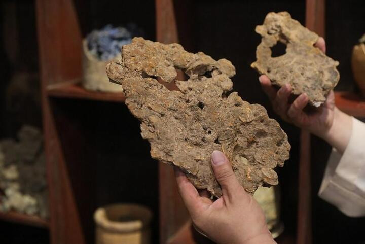 Bộ sưu tập tiền cổ “độc nhất vô nhị” của đại gia Sài Gòn - Hình 9 Bộ sưu tập tiền cổ 'độc nhất vô nhị' của đại gia Sài Gòn - 9