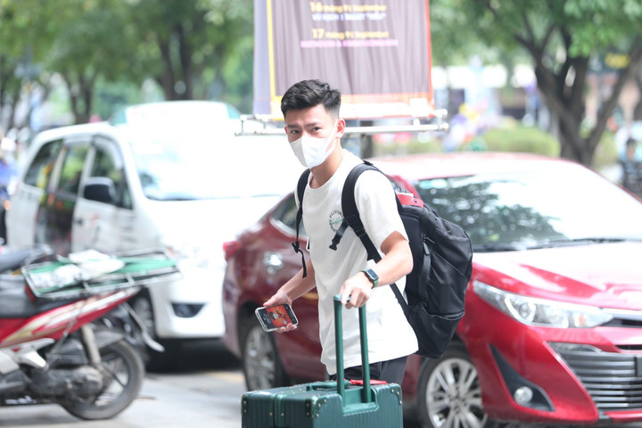 tuyển việt nam hội quân ảnh 11 Tuyển Việt Nam hội quân chuẩn bị đấu Ấn Độ, Singapore - 11