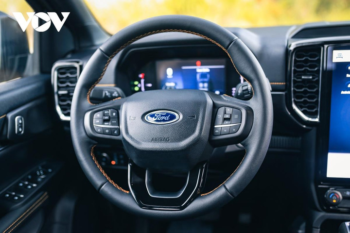 Ảnh chi tiết Ford Ranger Wildtrak 2022 phiên bản cao nhất - 9