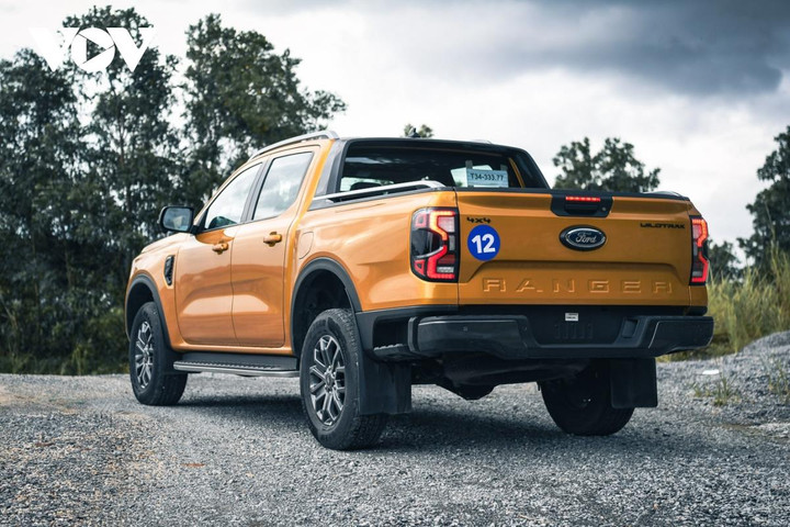 Ảnh chi tiết Ford Ranger Wildtrak 2022 phiên bản cao nhất - 2