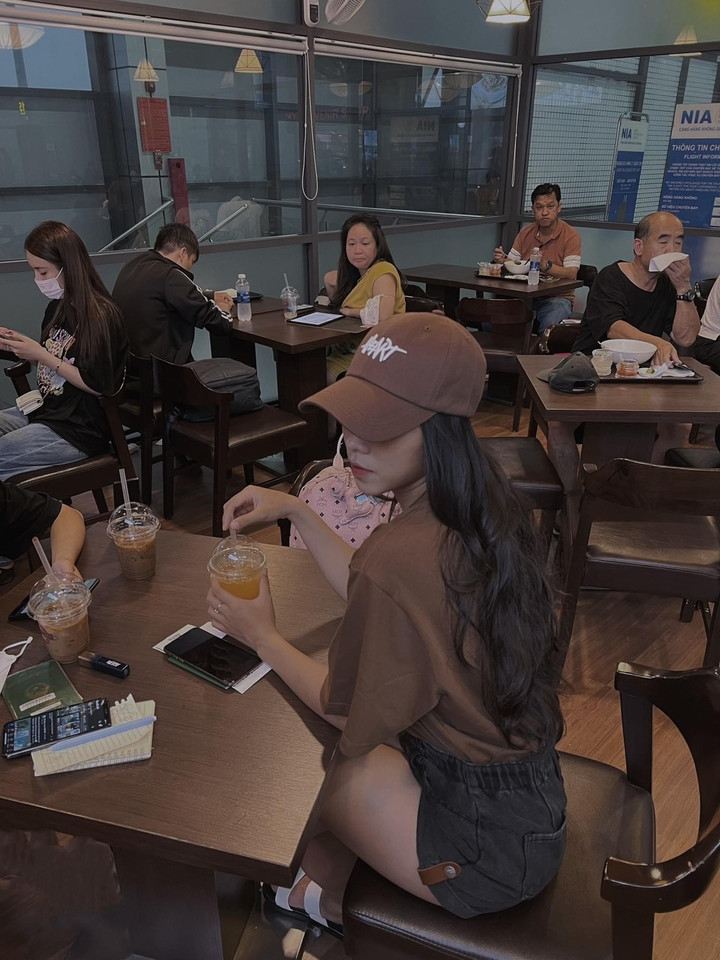 Đội trưởng U18 nữ Việt Nam diện bikini khoe thân hình nóng bỏng - 4