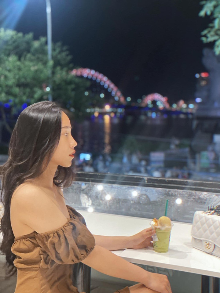 Đội trưởng U18 nữ Việt Nam diện bikini khoe thân hình nóng bỏng - 3