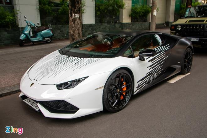 Lamborghini Huracan LP 610-4 với ngoại thất độc đáo tại TP.HCM - 2