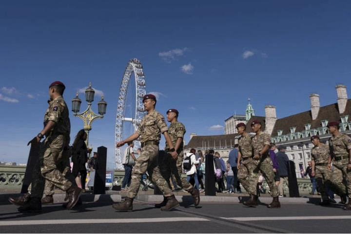 Ảnh: Tổng thống Biden và các cựu Thủ tướng Anh tới lễ tang Nữ hoàng Elizabeth II - 8