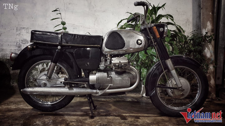 Xe máy cổ Marusho Lilac 61 năm tuổi độc nhất Việt Nam - 2