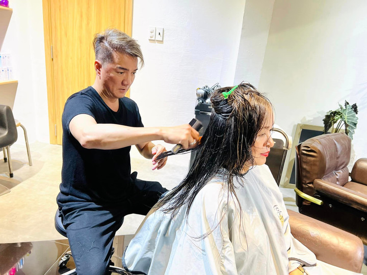 Sao Việt 21/9: Ảnh hồi trẻ xinh đẹp, đáng yêu của Vân Dung 'đốn tim' fan - 2