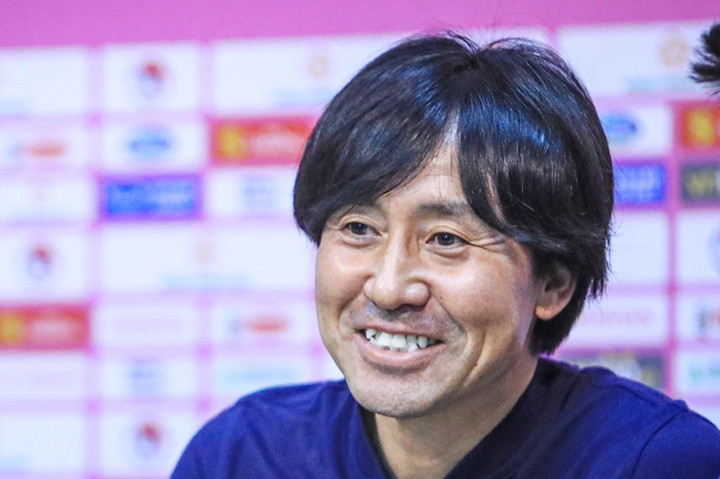 HLV Singapore nóng lòng gặp lại Công Phượng - 1