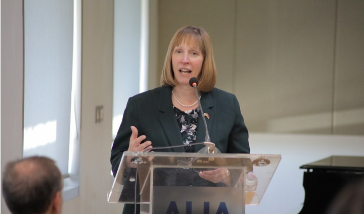 Tổng thống Joe Biden chính thức đề cử đại sứ Mỹ mới ở Nga - 1